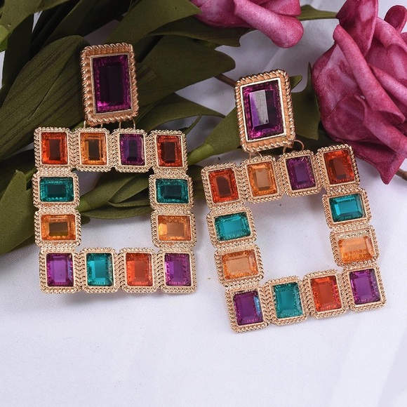 Emerald Square - Picture 1 of 1